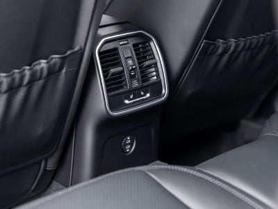 2023 Porsche Macan Macan T (MY23)