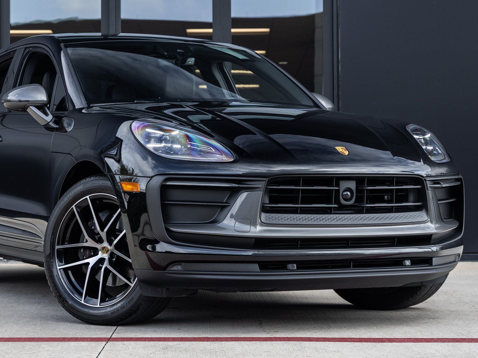 2023 Porsche Macan Macan T (MY23)