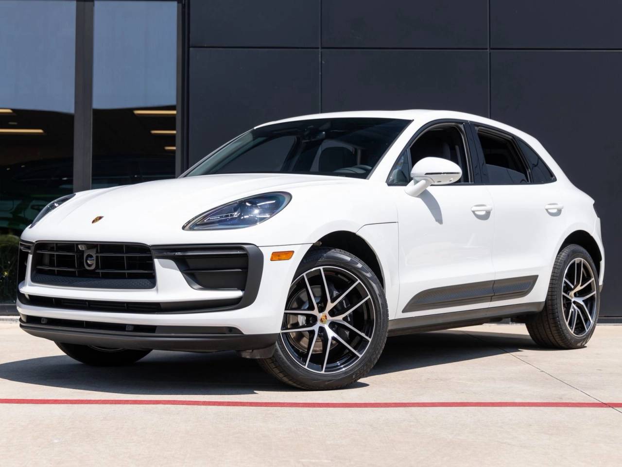 2026 Porsche Macan Macan