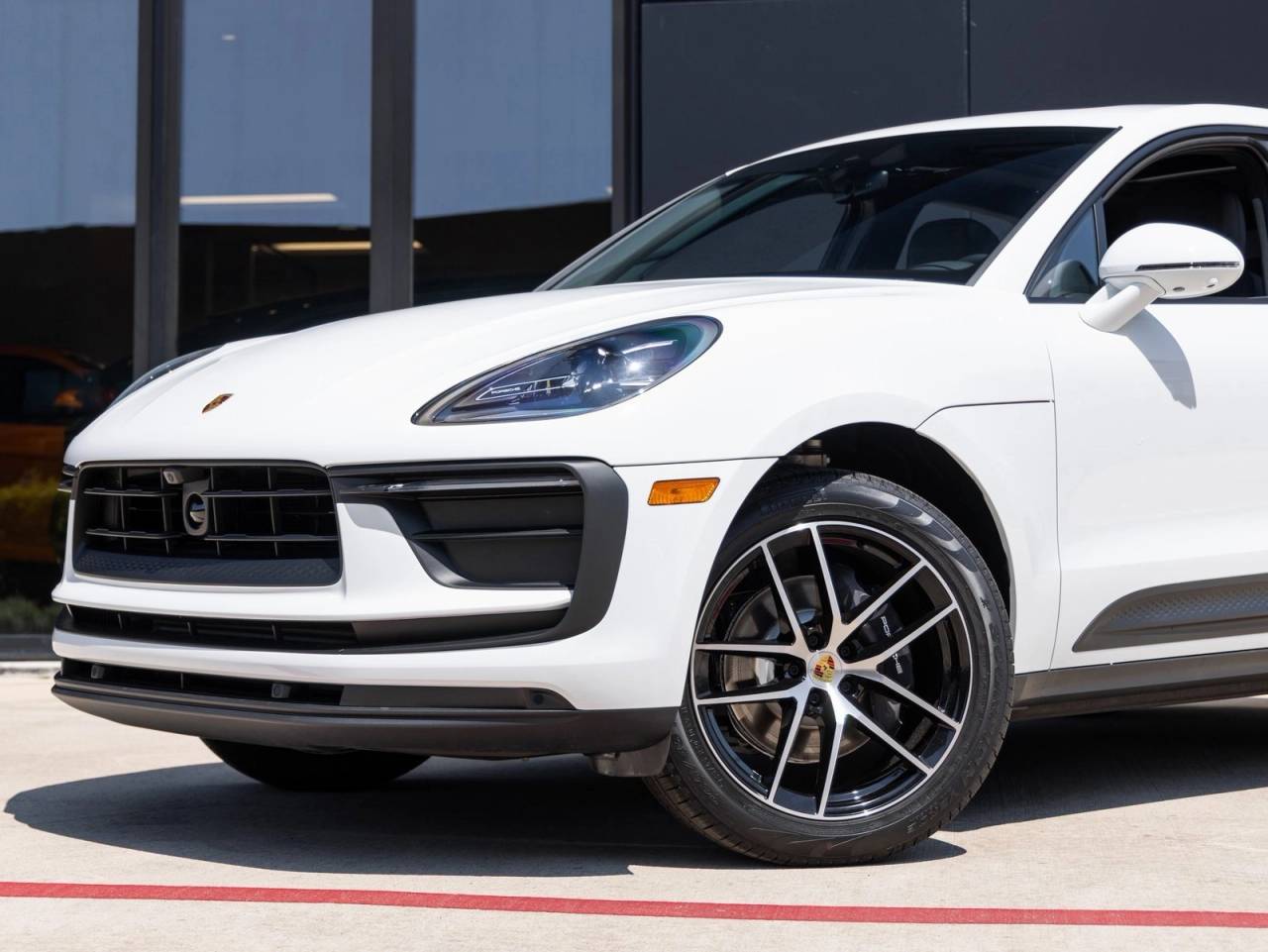 2026 Porsche Macan Macan