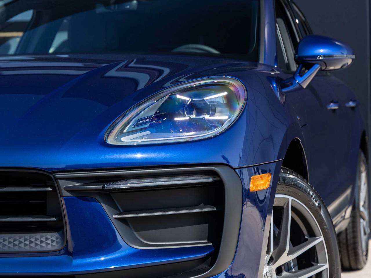 2026 Porsche Macan AWD