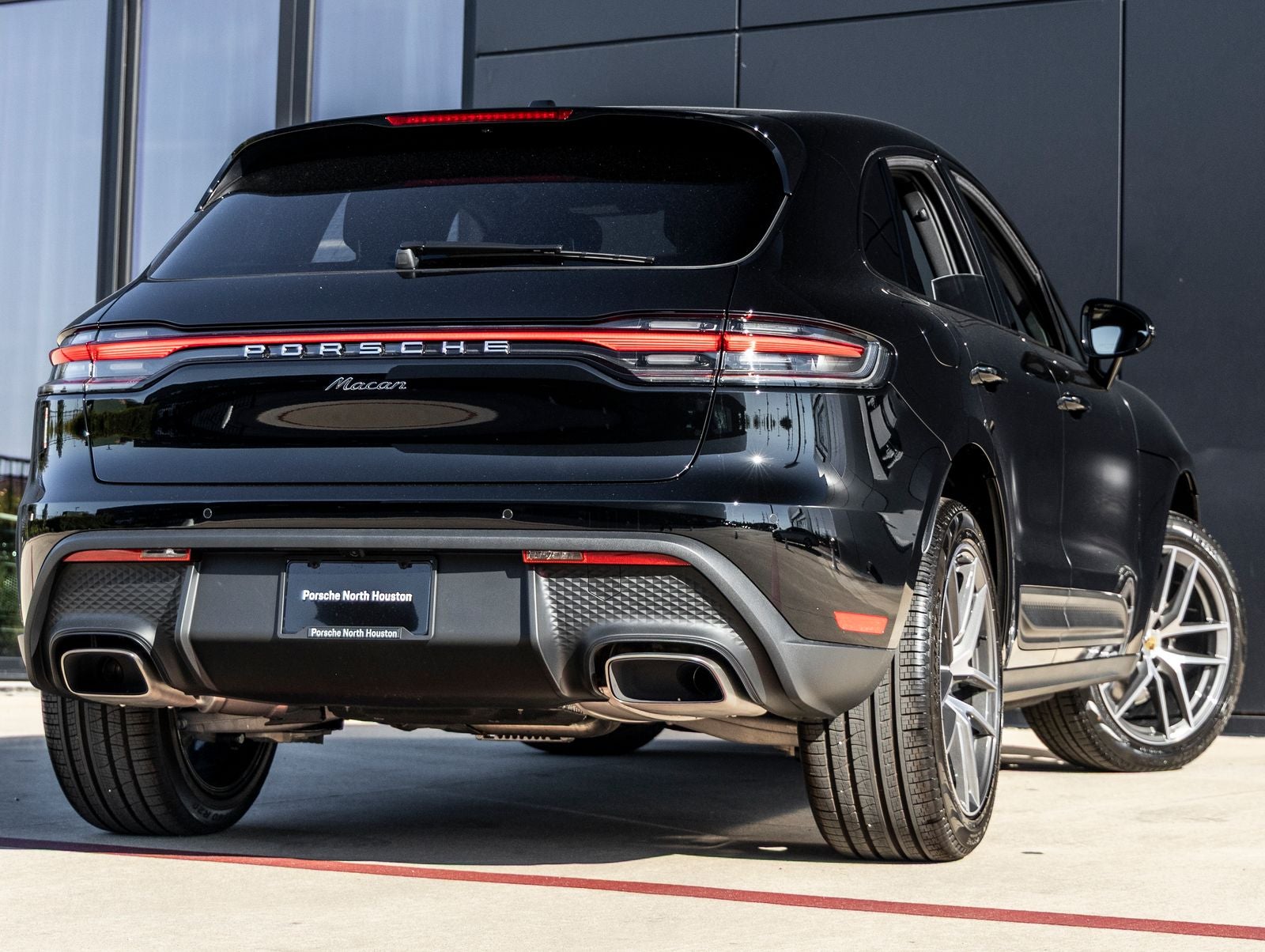 2026 Porsche Macan Macan