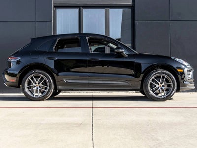 2026 Porsche Macan Macan