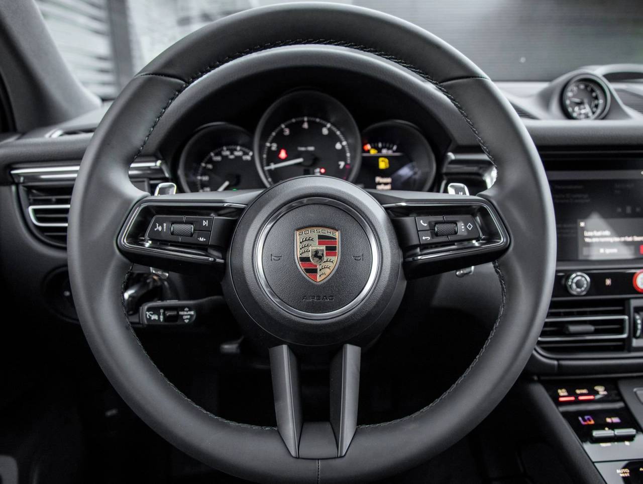 2026 Porsche Macan Macan