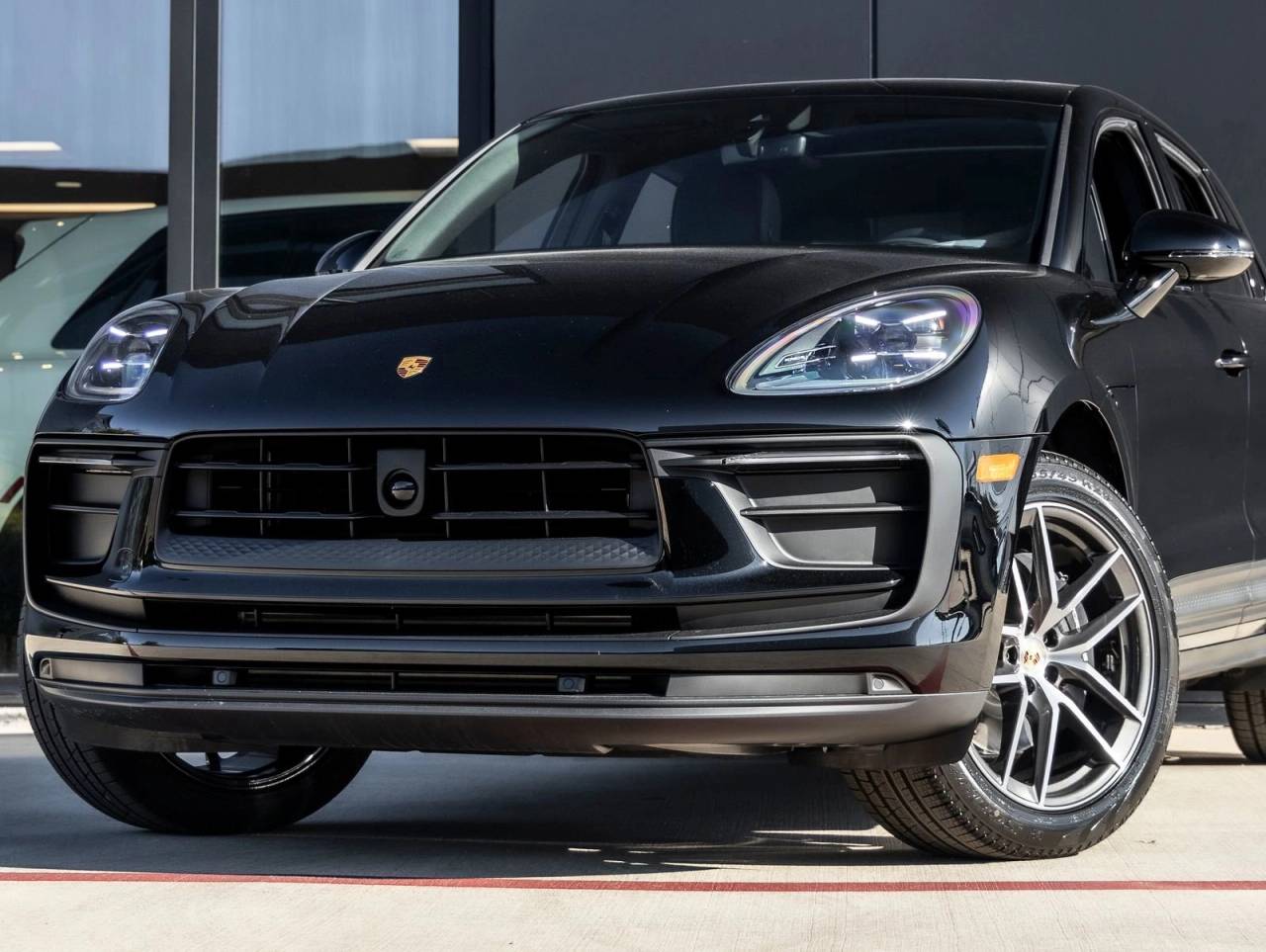 2026 Porsche Macan Macan