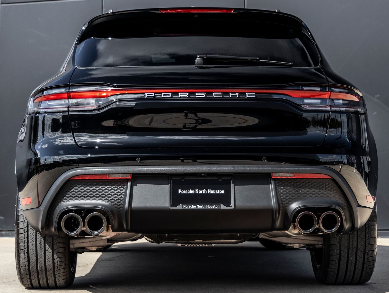 2026 Porsche Macan AWD