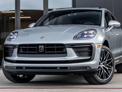 2026 Porsche Macan AWD