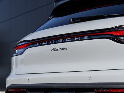 2026 Porsche Macan Macan