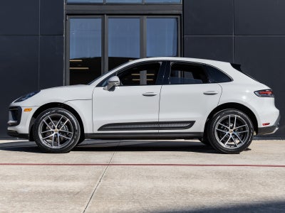 2026 Porsche Macan Macan
