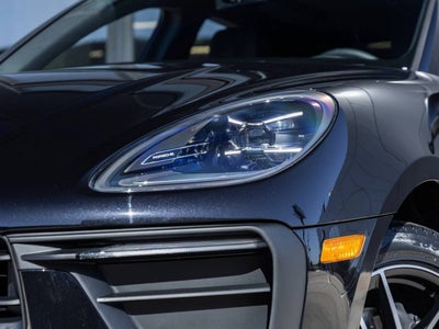 2026 Porsche Macan Macan