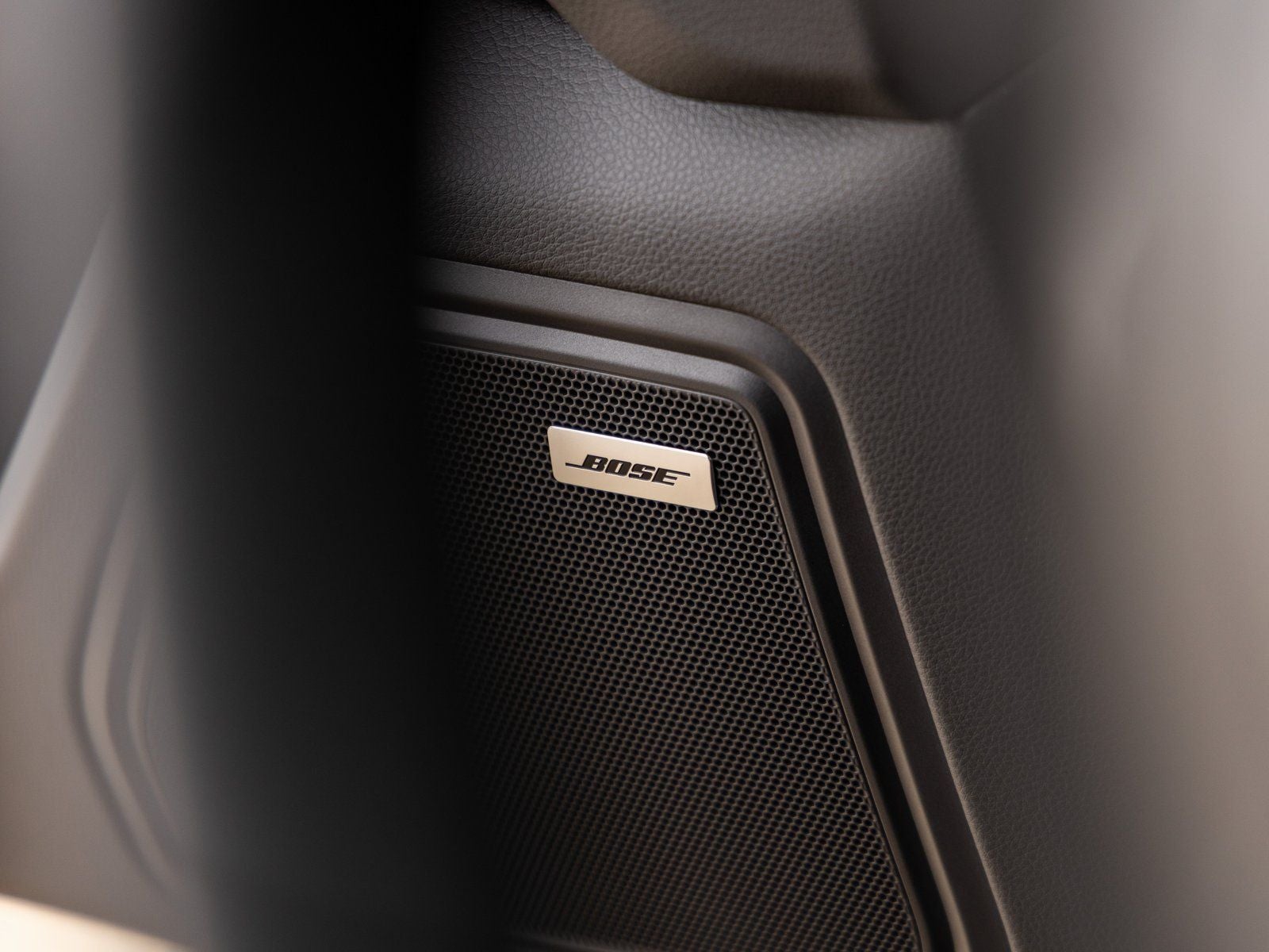 2026 Porsche Macan Macan T