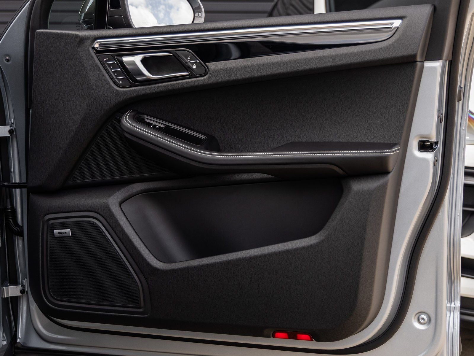 2026 Porsche Macan Macan T