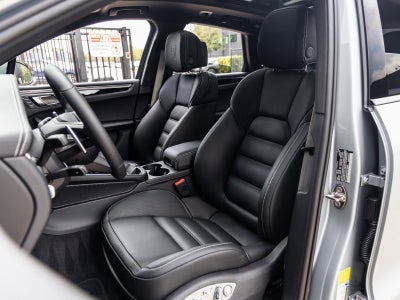 2026 Porsche Macan Macan T