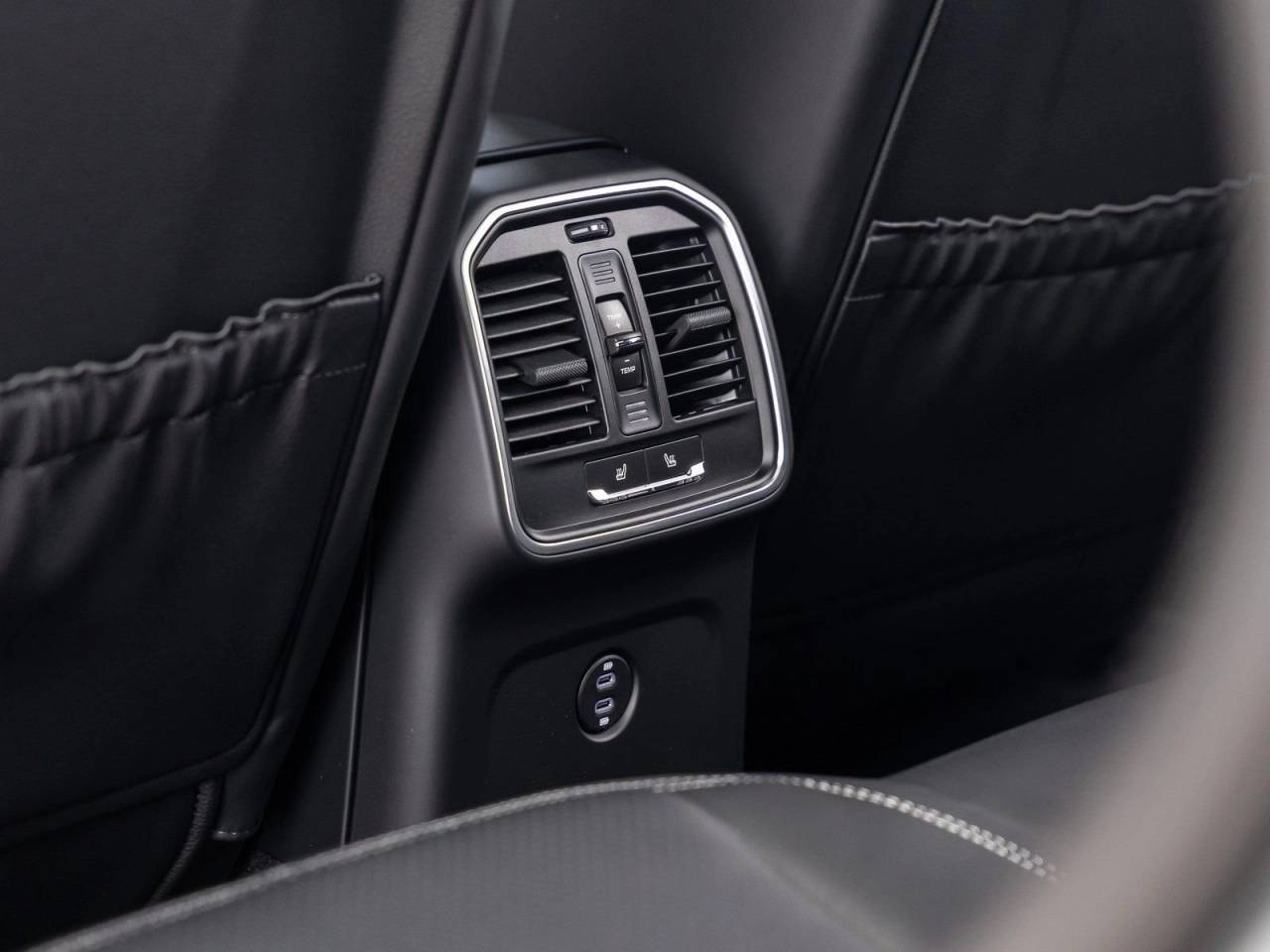 2026 Porsche Macan Macan T