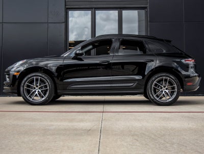 2026 Porsche Macan Macan