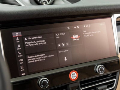 2026 Porsche Macan Macan