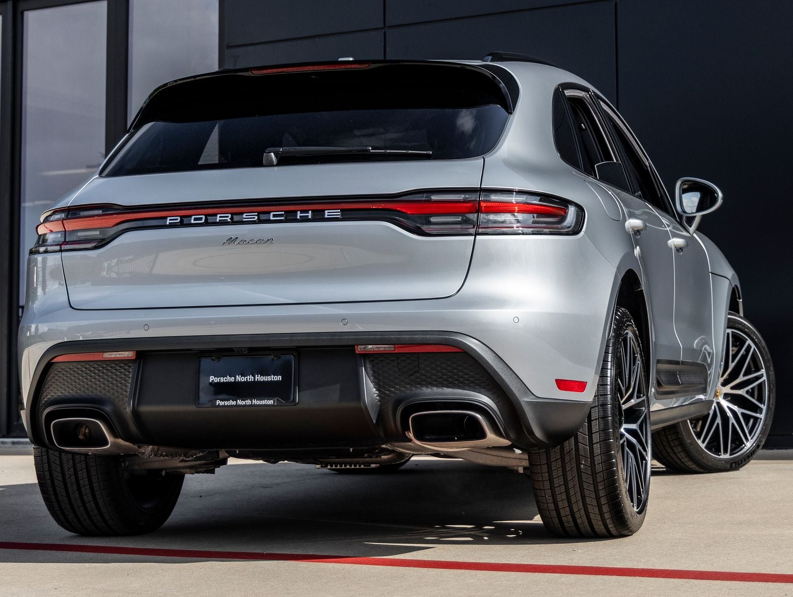 2026 Porsche Macan Macan