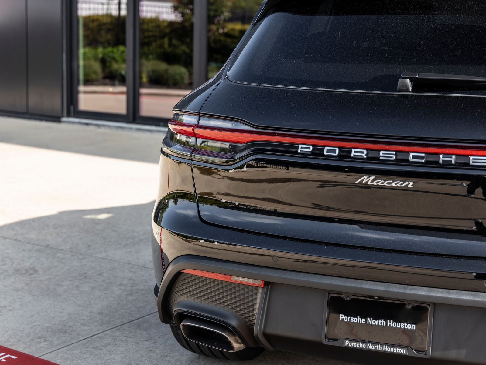2026 Porsche Macan AWD