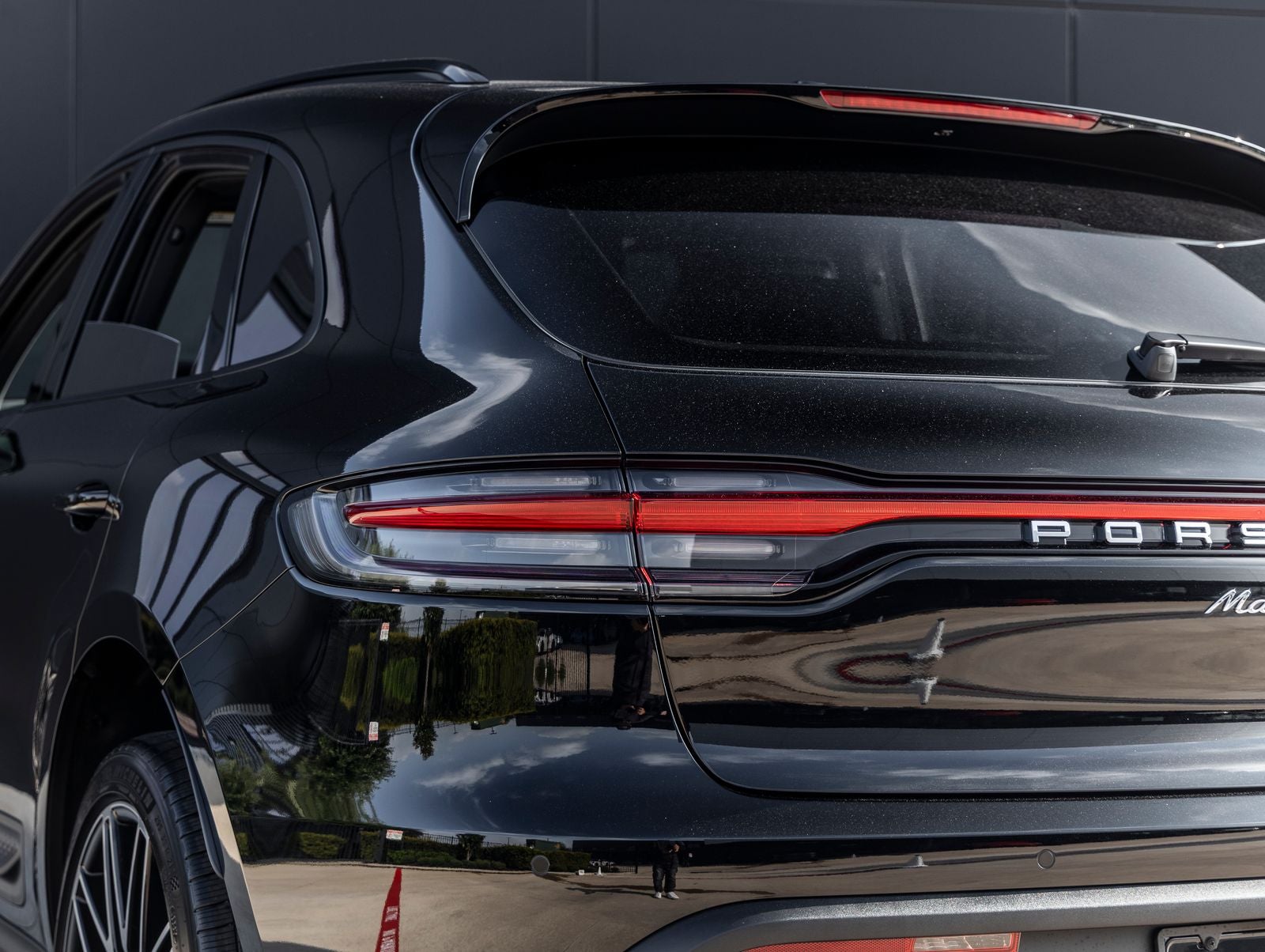 2026 Porsche Macan AWD