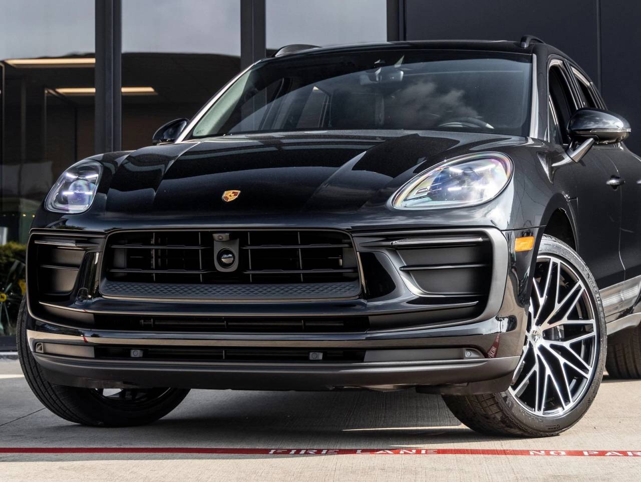 2026 Porsche Macan Macan