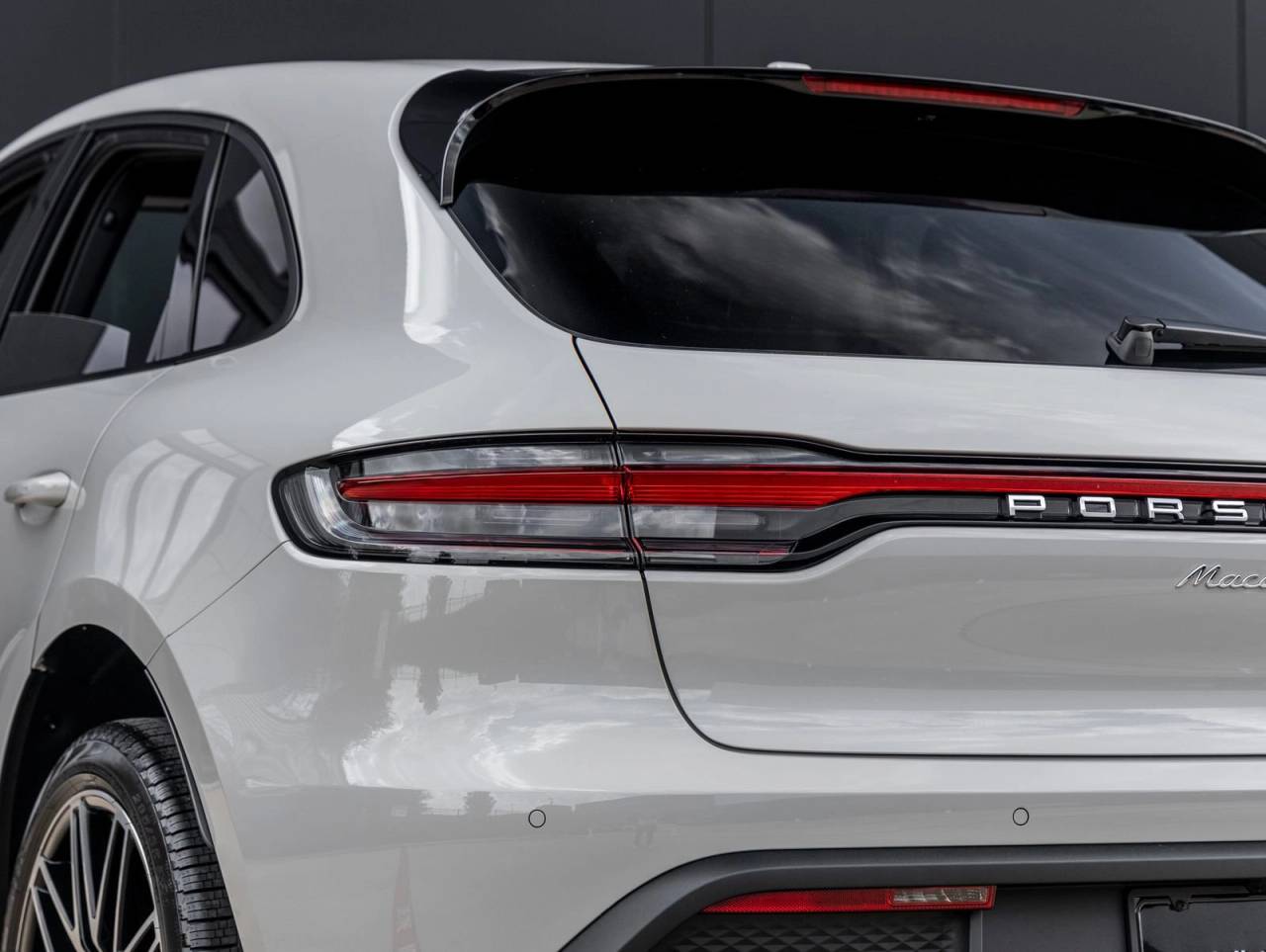2026 Porsche Macan Macan