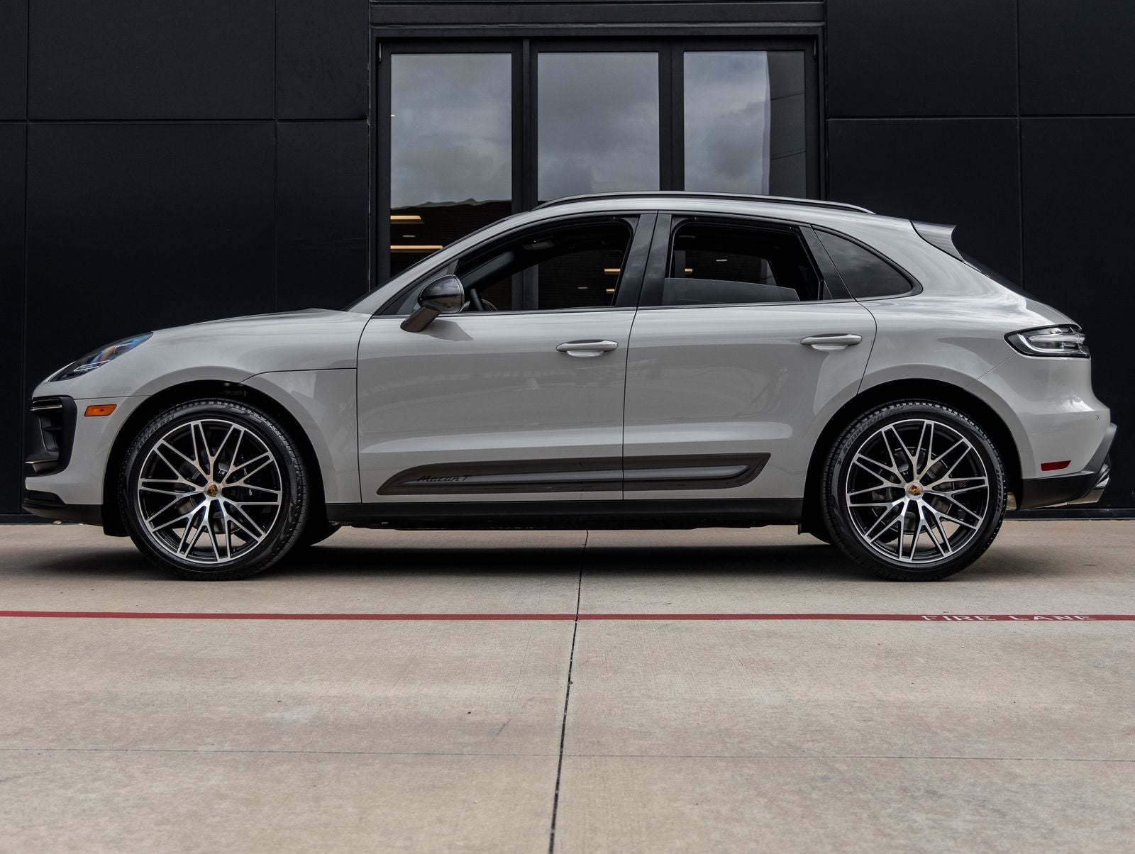 2026 Porsche Macan Macan T