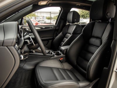 2026 Porsche Macan Macan T