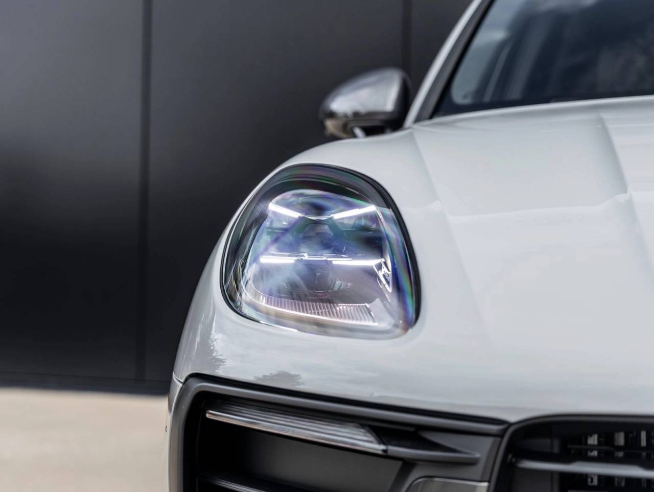 2026 Porsche Macan Macan T