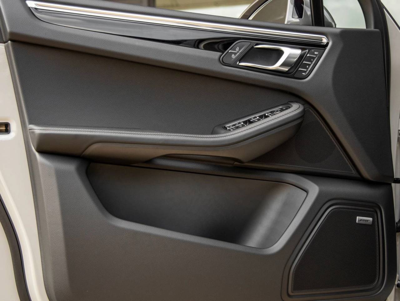 2026 Porsche Macan Macan T