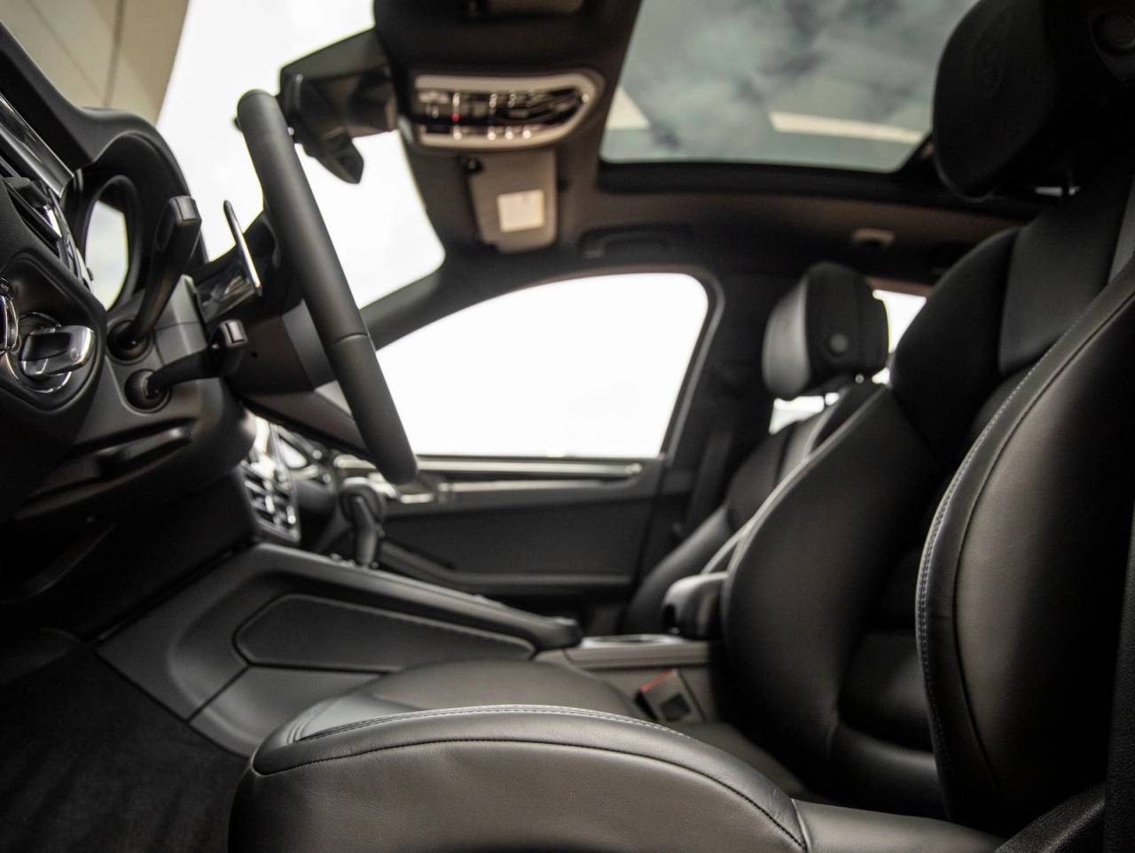 2026 Porsche Macan Macan T