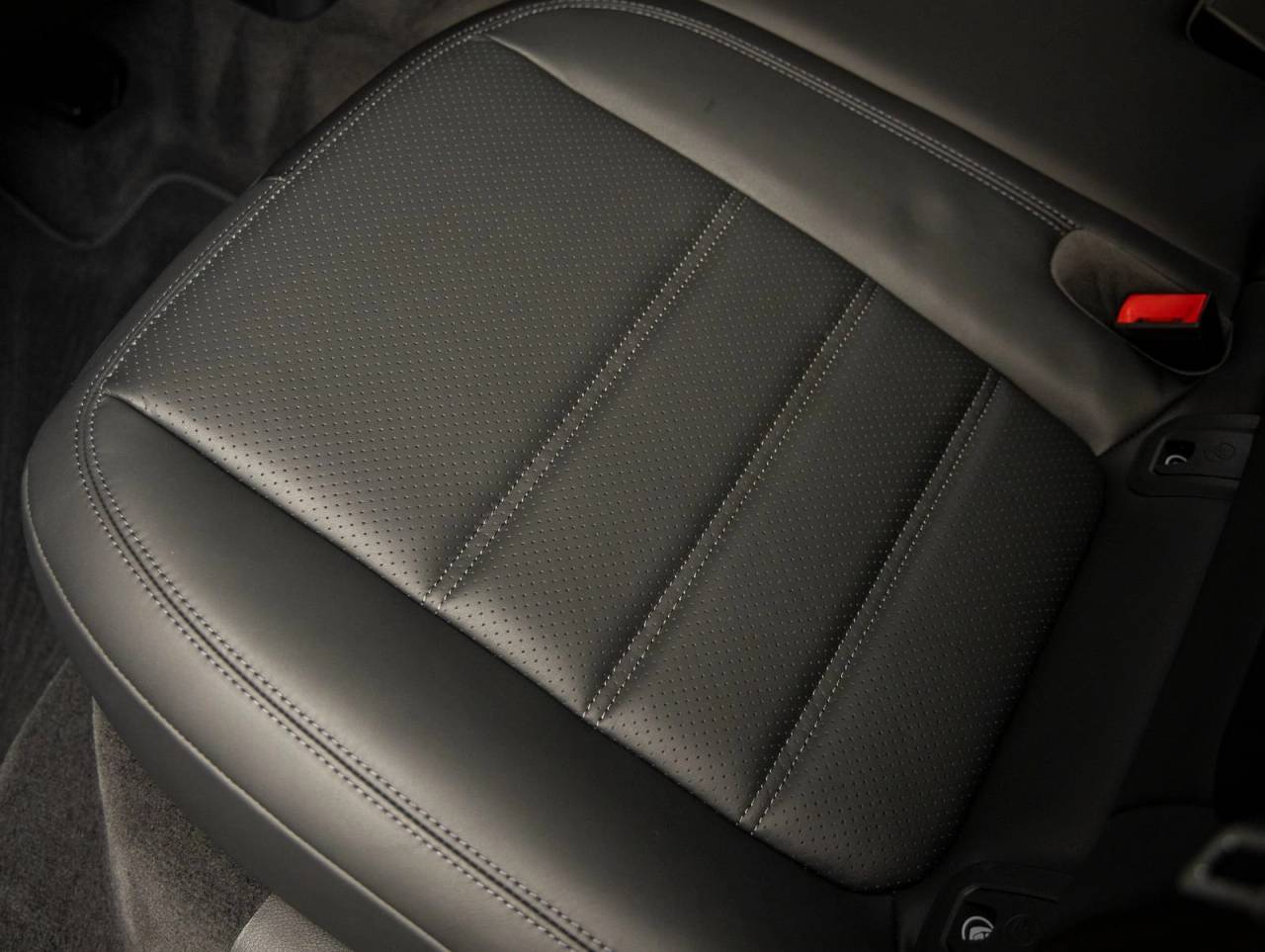 2026 Porsche Macan Macan T