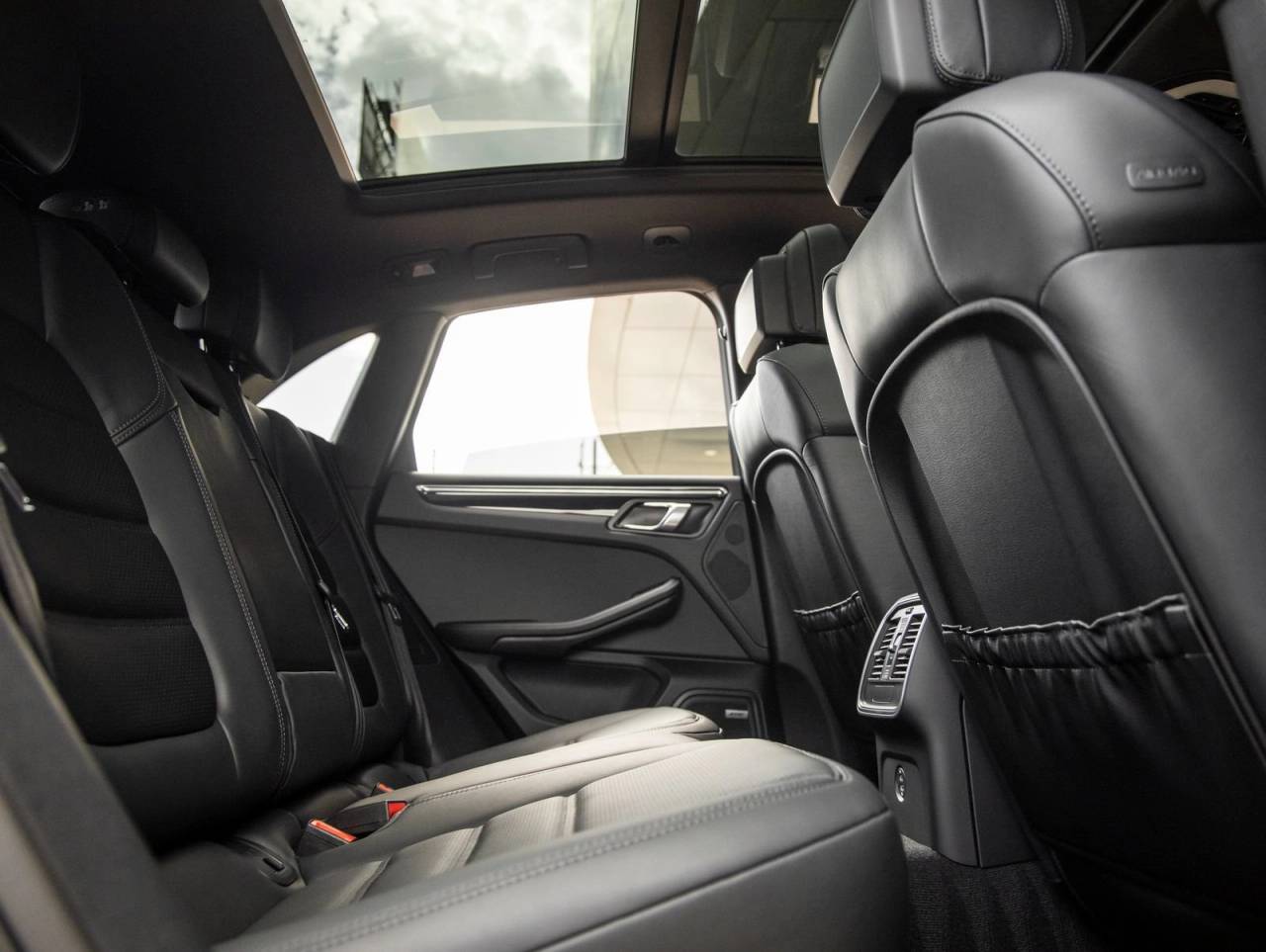 2026 Porsche Macan Macan T