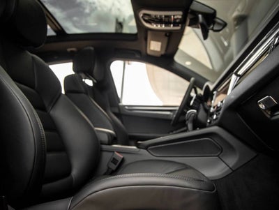 2026 Porsche Macan Macan T