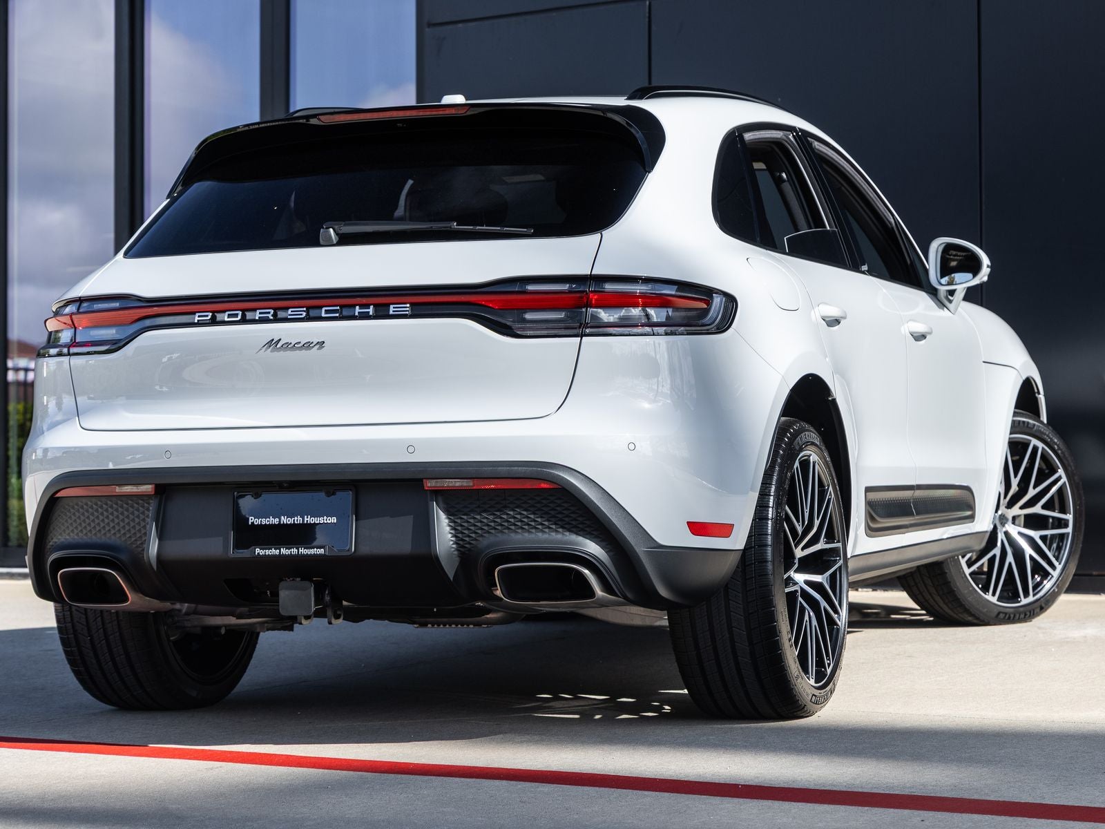 2026 Porsche Macan Macan