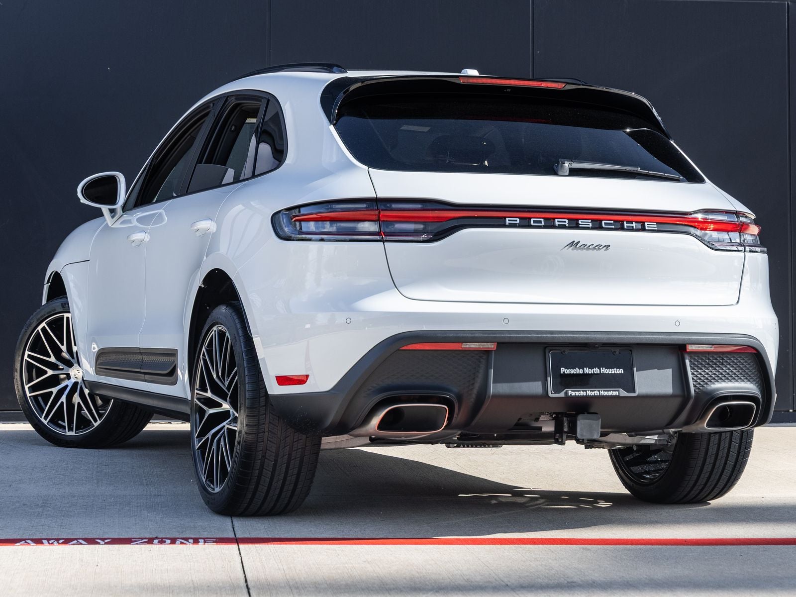2026 Porsche Macan Macan