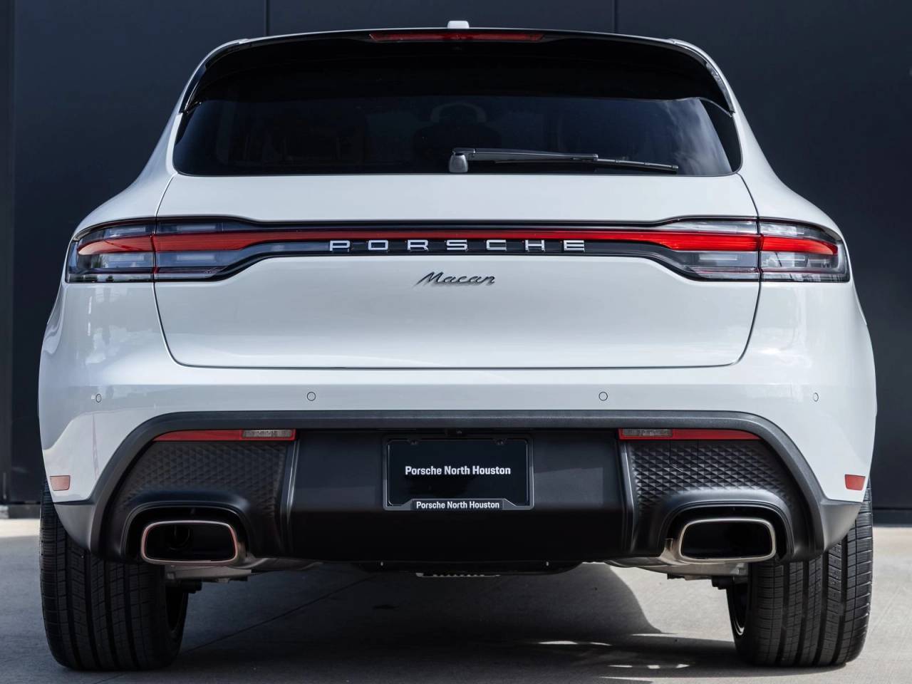 2026 Porsche Macan Macan