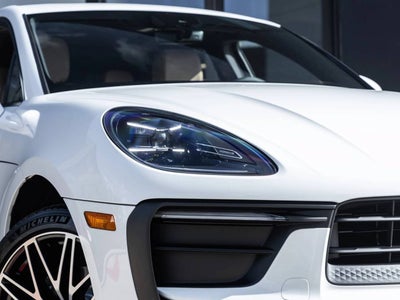 2026 Porsche Macan Macan