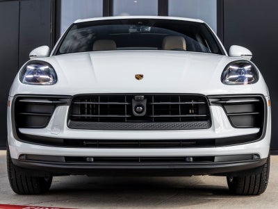 2026 Porsche Macan Macan