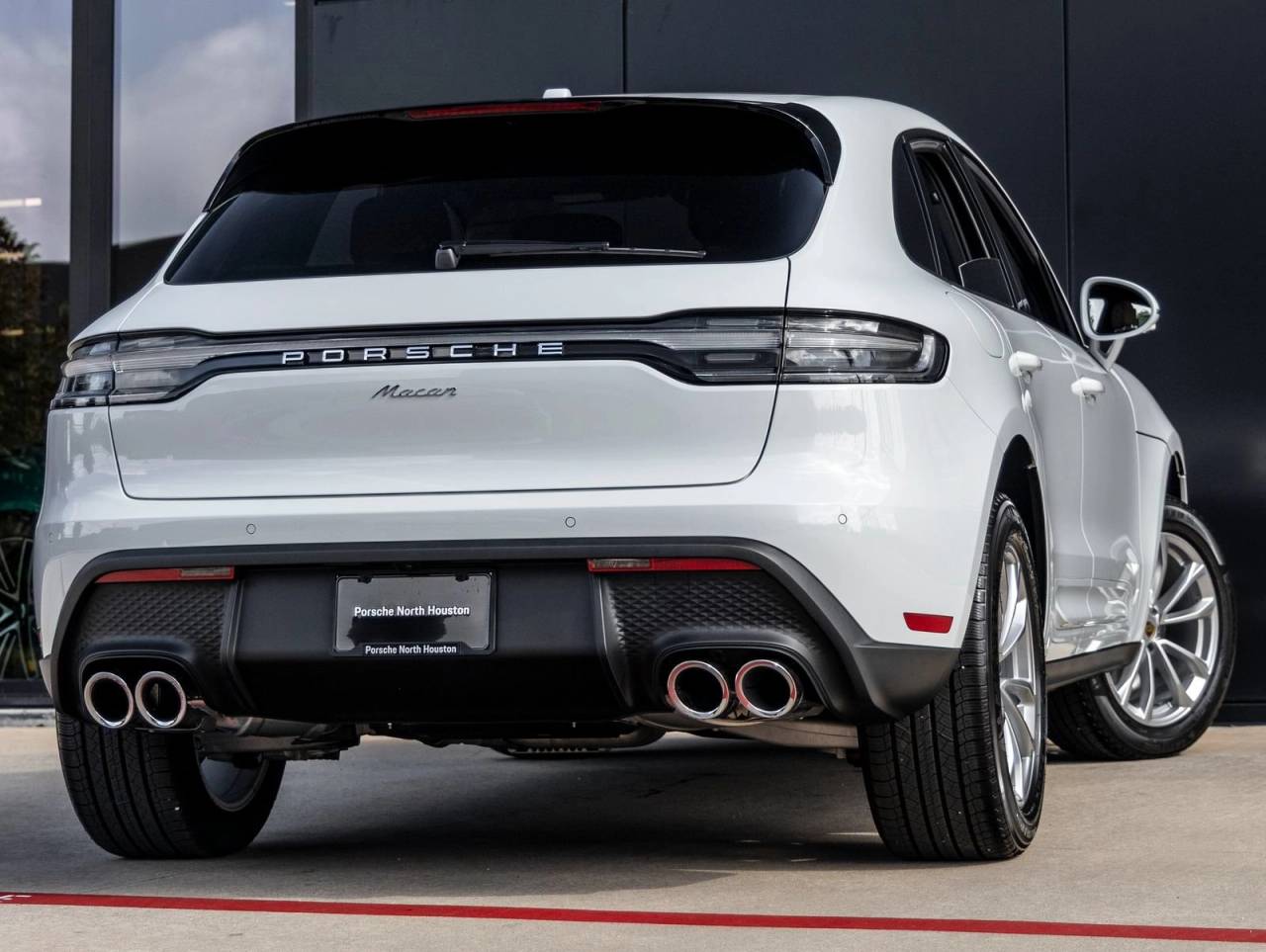 2026 Porsche Macan Macan