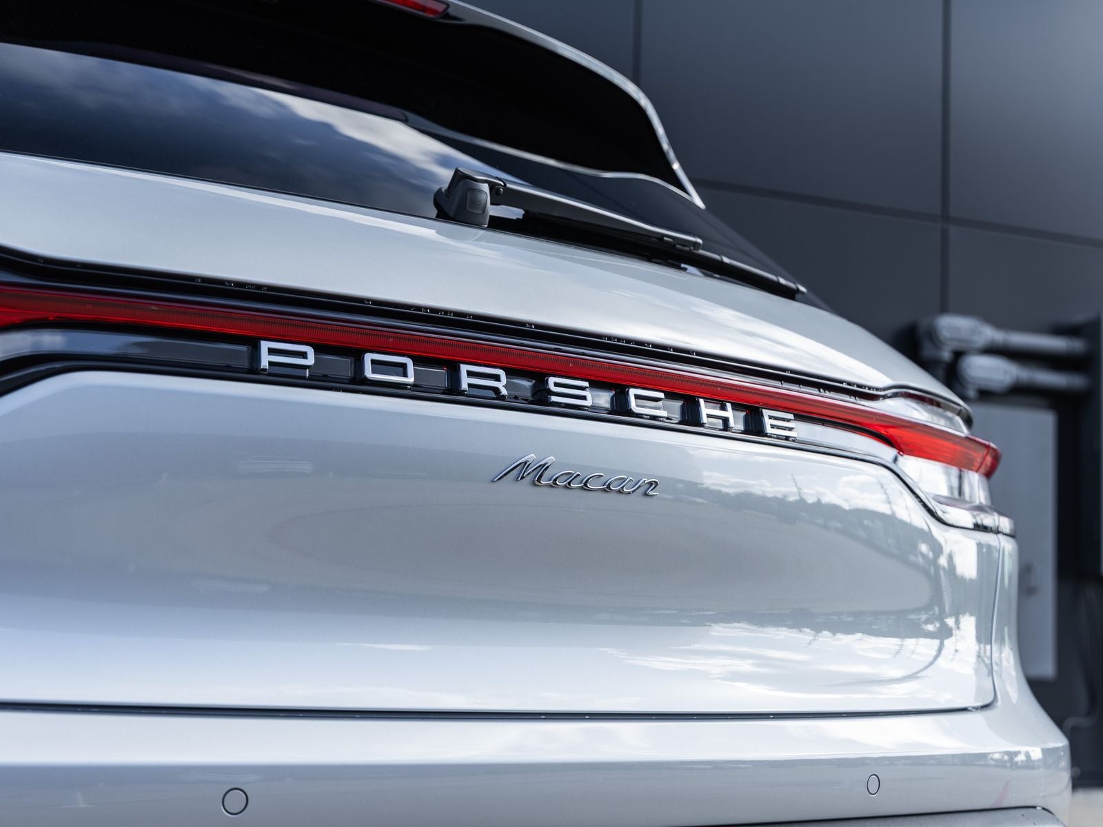 2026 Porsche Macan Macan