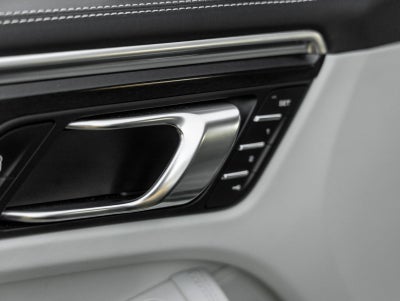 2023 Porsche Macan Macan (MY23)