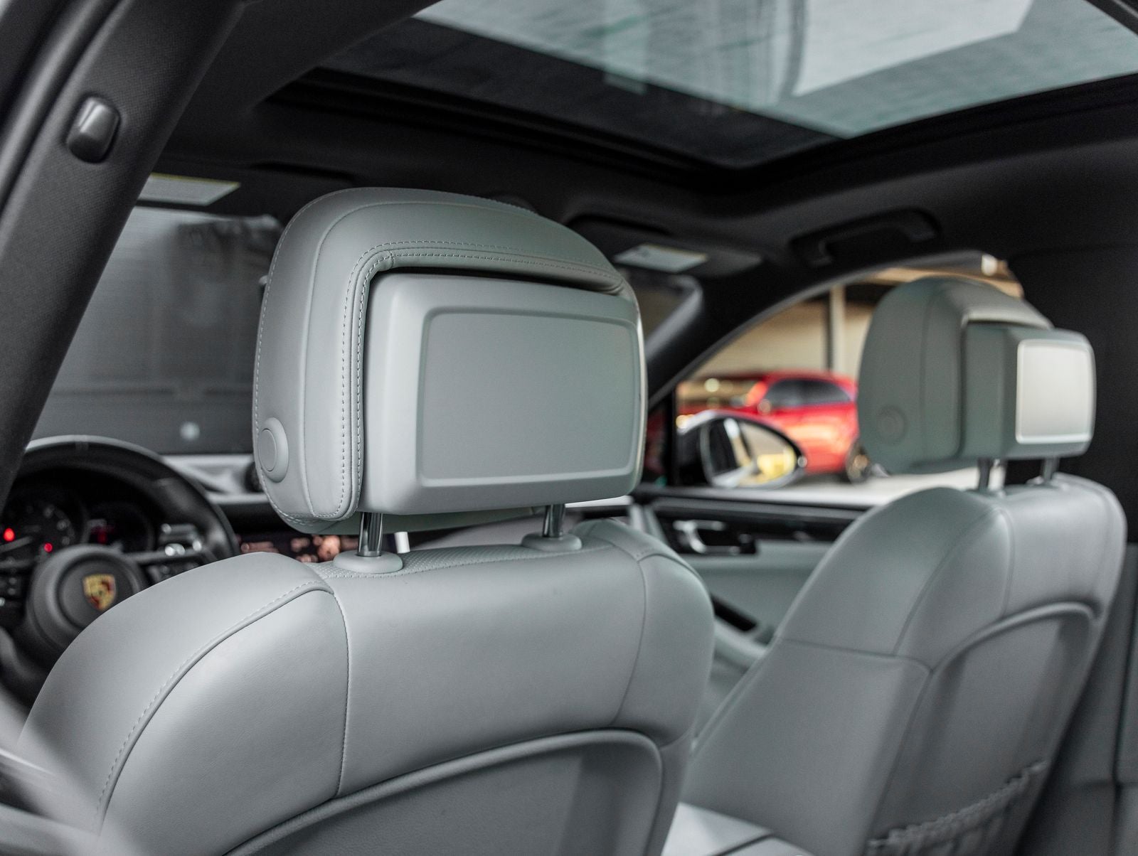 2023 Porsche Macan Macan (MY23)