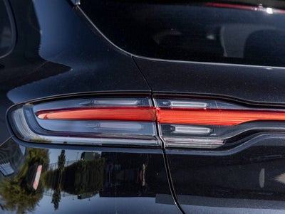 2023 Porsche Macan Macan (MY23)