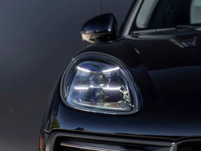 2023 Porsche Macan Macan (MY23)