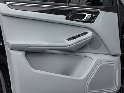 2023 Porsche Macan Macan (MY23)