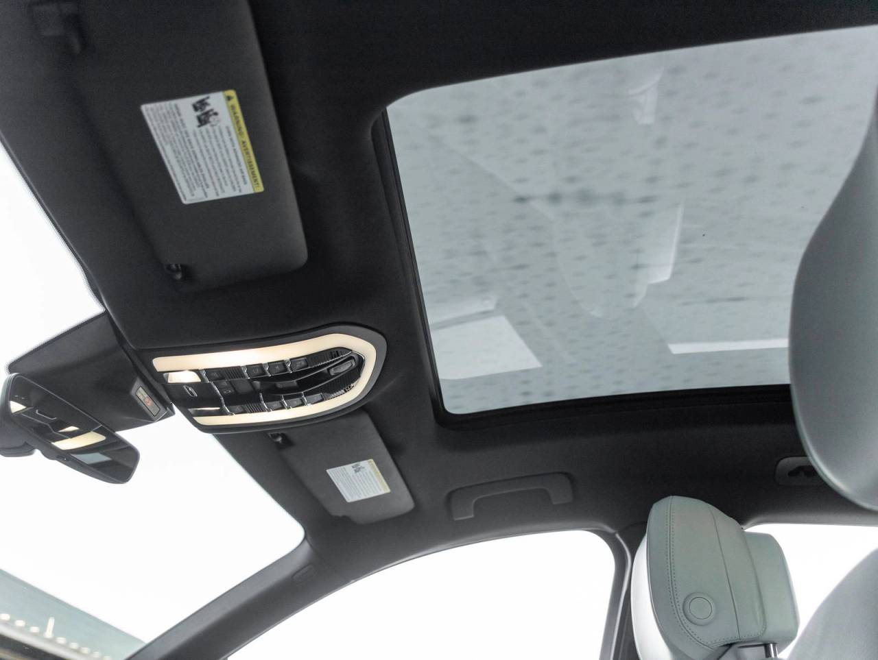 2023 Porsche Macan Macan (MY23)