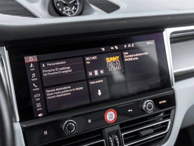 2023 Porsche Macan Macan (MY23)