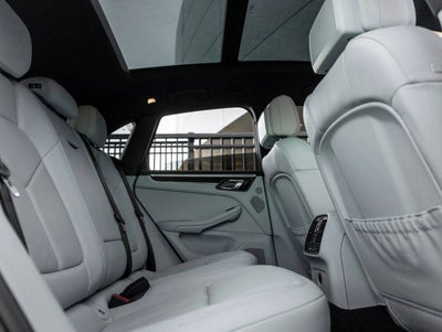 2023 Porsche Macan Macan (MY23)