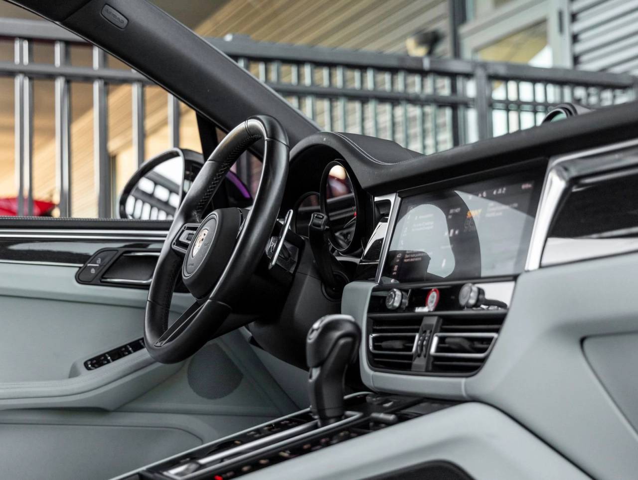 2023 Porsche Macan Macan (MY23)