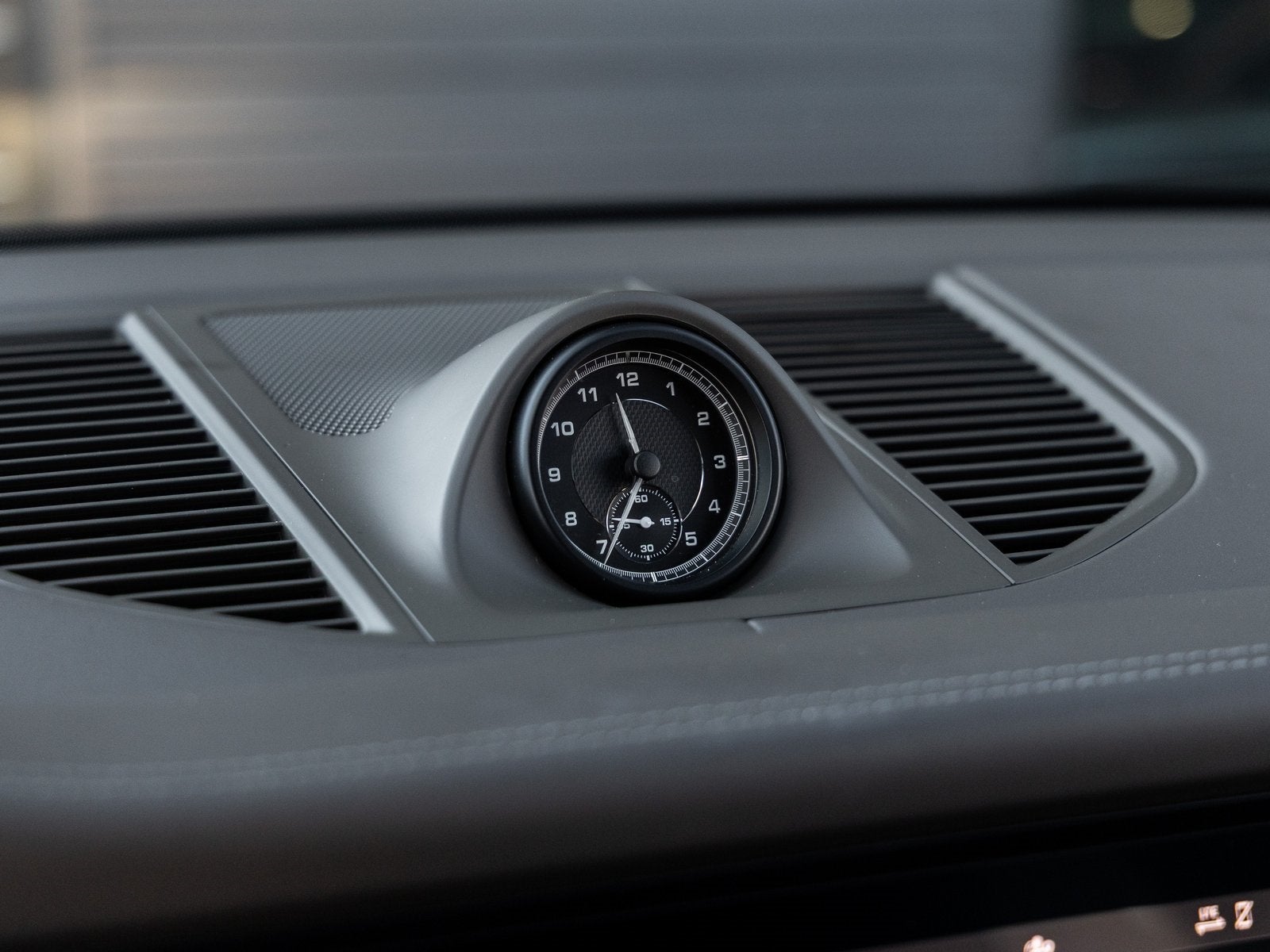 2023 Porsche Macan Macan (MY23)